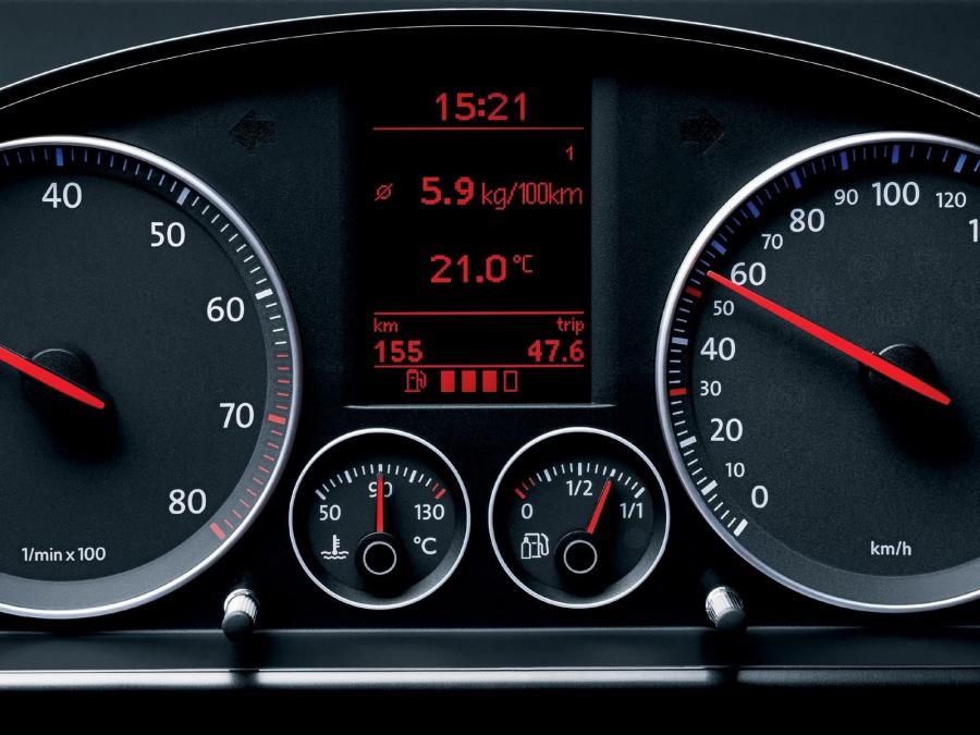  Volkswagen Touran 2.0 EcoFuel 2006 года  (фото 4 из 21)